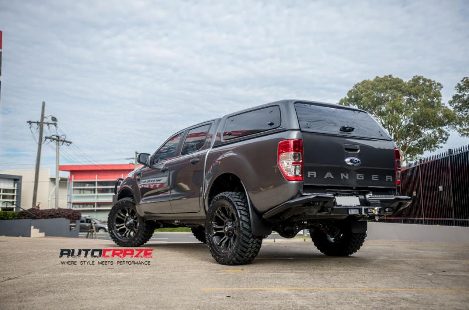 FORD-RANGER-VAPOR-BLACK-MACHINED-WITH-DARK-TINT